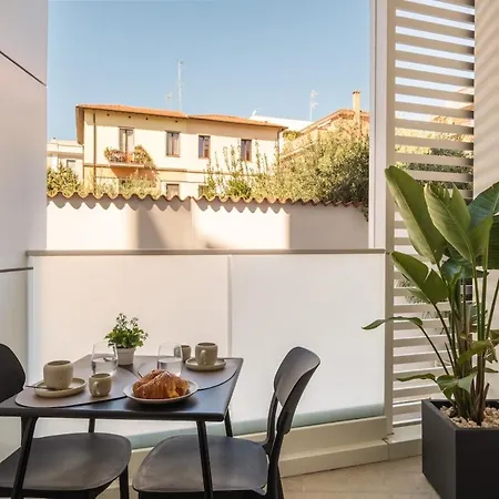 Amo Apartment- Design & Balcone -residenza Alfieri Appartement *