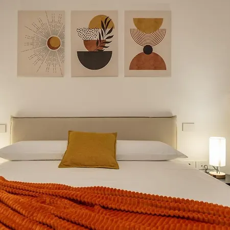 Amo Apartment- Design & Balcone -residenza Alfieri *