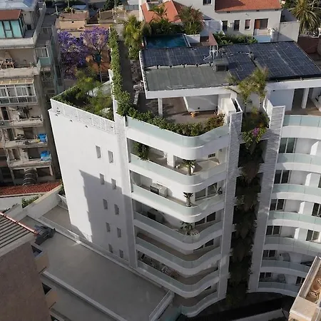 Amo Apartment- Design & Balcone -residenza Alfieri Daire
